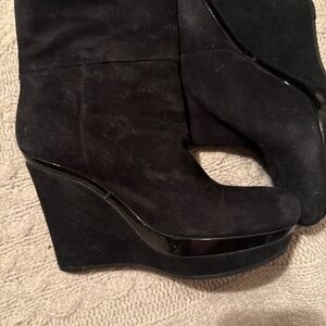 Via Spiga Suede ankle boots
